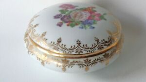 ̵ۥåʡĴƫơǥ⡼ե󥹾ȶ֤ȥɤߥVintage Porcelain de Limoges France SMALL TRINKET BOX Floral and Gold Decor mint