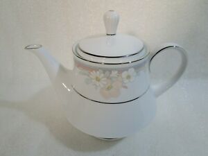 【送料無料】キッチン用品・食器・調理器具・陶器　ヴィンテージノリタキレジェンダリーブルックサイド、ティーポット Vintage Noritake Legendary Brookside 3697 , Tea Pot