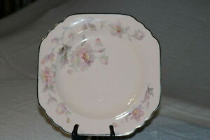 【送料無料】キッチン用品・食器・調理器具・陶器　リモージュシルバームーンピーチブロ米国ディナープレートLimoges SILVER MOON Peach-Blo 4M133 U.S.A. 9 7/8 Dinner Plates (2)