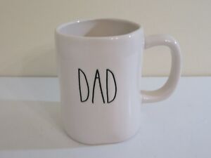 DAD COFFEE CUP MUG BY RAE DUNN LL NEW FREE SHIPPINGお父さんコーヒーカップマグカップ新しい送料無料※注意※NYからの配送になりますので2週間前後お時間をいただきます。人気の商品は在庫が無い場合がございます。ご了承くださいませ。サイズの種類の商品は購入時の備考欄にご希望のサイズをご記載ください。　携帯メールでの登録ですと楽天からのメールが届かない場合がございます。