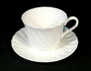 ̵ۥåʡĴƫååɥɥ饤ȥåפȥBeautiful Wedgwood Candlelight Cup And Saucer