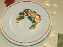 【送料無料】キッチン用品・食器・調理器具・陶器　ホーマーラフリンフィエスタウェアスリーサラダデザートプレートHomer Laughlin Fiesta Ware HOLLY &amp; RIBBON Three 7 1/4 Salad / Dessert Plates!