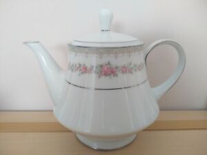 【送料無料】キッチン用品・食器・調理器具・陶器　ノリタキローズレーンティーポットNORITAKE ROSELANE 3093 Teapot