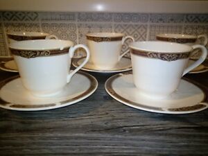キッチン用品・食器・調理器具・陶器　ロイヤル・ドルトン・テニソン・ホテルウェアチャイナティーカップとソーサーセット未使用のRoyal Doulton Tennyson Hotel ware china tea cups and saucers set of 5 unused En