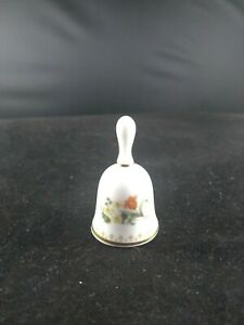 キッチン用品・食器・調理器具・陶器　ウェジウッドミラベルミニチュアチャイナベルWedgwood Mirabelle miniature china bell