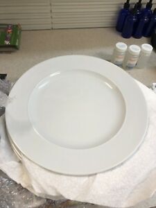 【送料無料】キッチン用品・食器・調理器具・陶器　ホワイトオーセンティックローゼンタールスタジオリニアプレートのセットグレートコンディショションSet Of 8 White Authentic Rosenthal Studio Linia Plates Great Condition