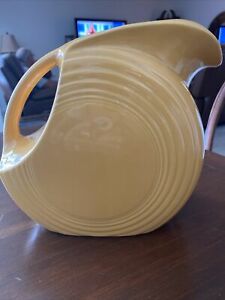 【送料無料】キッチン用品・食器・調理器具・陶器　フィレスツールヒマワリ大型ディスクピッチャーイエ..