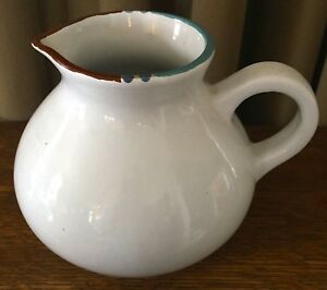 Dansk White Sand Mesa Large Pitcher Jug Portugal Terra Cotta ダンスク・ホワイトサンドメサ大投手ジャグ・ポルトガル・テラ・コッタ※注意※NYからの配送になりますので2週間前後お時間をいただきます。人気の商品は在庫が無い場合がございます。ご了承くださいませ。サイズの種類の商品は購入時の備考欄にご希望のサイズをご記載ください。　携帯メールでの登録ですと楽天からのメールが届かない場合がございます。