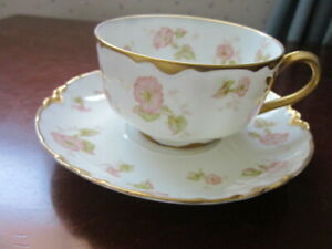 ̵ۥåʡĴƫϥӥɡ⡼Ҥȼԥ󥯤β֡Haviland Limoges tea cup and saucer, pink flowers, sch 438 var #2