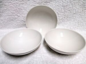 【送料無料】キッチン用品・食器・調理器具・陶器　フランシスカンホワイトストーンウェアクラウドシリアルボウルホワイトセットFransciscan Whitestone Ware Cloud Nine Cereal Bowls 6 White USA Set 3