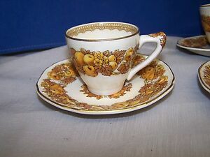 【送料無料】キッチン用品・食器・調理器具・陶器　クラウンデュカルフロレンティンデミタッセカップアンドソーサーCROWN DUCAL florentine THREE DEMITASSE CUPS AND SAUCERS 2