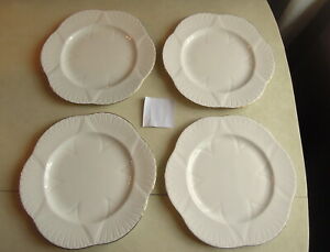 【送料無料】キッチン用品・食器・調理器具・陶器　シェリーリージェンシーファインチャイナスカラップゴールドトリムディナープレートFour Shelley regency fine china scalloped gold trim dinner plates