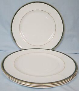 【送料無料】キッチン用品・食器・調理器具・陶器　ウェッズウッドコラールディナープレートセットWedgwood Chorale Dinner Plate set of 4