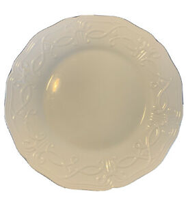 ̵ۥåʡĴƫåǥʡץ졼ȥܡ㥤ʥ󥰥Wedgwood Traditions Heirloom 11 5/8 Dinner Plate Bone China England
