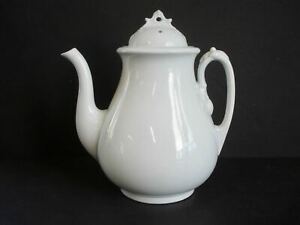 ̵ۥåʡĴƫƥۥ磻ȥ󥹥ȡ󥳡ҡݥå?åɥ륹ȡAntique White Ironstone Coffee Pot ~ Wedgwood & Co. Royal Stone China