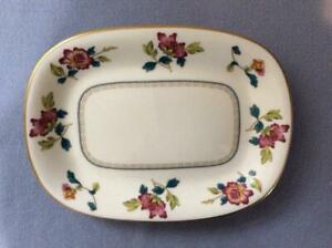【送料無料】キッチン用品・食器・調理器具・陶器　ウェジウッド中国花骨中国ピクルス料理Wedgwood Chinese Flowers bone china pickle dish R4498