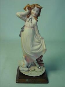 【送料無料】キッチン用品・食器・調理器具・陶器　ガチョウイタリアのフィギュア背の高い親愛なるスタジオダックスとのアウベルカリガールAuro Belcari GIRL WITH GEESE Italian Figurine 8.7 22cm Tall Dear Studio Ducks(3)