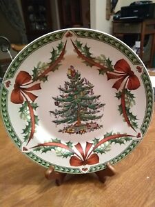 楽天hokushin【送料無料】キッチン用品・食器・調理器具・陶器　スポデクリスマスツリーアクセントランチョンプレートイングランド見つけるのが難しいSpode CHRISTMAS TREE Accent Luncheon Plate - England - Hard to Find