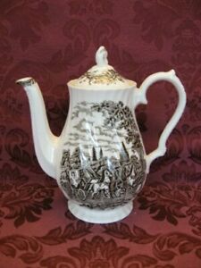 【送料無料】キッチン用品・食器・調理器具・陶器　ミゴットロイヤルメールスタッフォードシャーイングランドコーヒーポットリッド非常にニースMyott Royal Mail Staffordshire England Coffee Pot w/Lid - Very Nice!