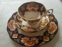 yzLb`piEHEE@Be[WCAo[gƕt@C{[RoggI̓CMXō܂VINTAGE ROYAL ALBERT HEIRLOOM FINE BONE CHINA COBALT TRIO Made in England