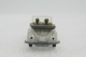 【送料無料】模型車 モデルカー ワイキングオールドカーズビートルカブリオタイプパールホワイトass wiking old cars vw beetle cabrio type 2 pearl white gk 336z5 cs 3045ld hbl