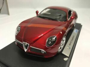 [Envío gratuito] Modelo de coche Alfa Romeo Competizione Calaveri Usato Start alfa romeo 8c competizione scala 1 18 welly usato stato t0111204 — vista 3