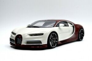 【送料無料】模型車 モデルカー ブガッティカイロンアルファモデルハイエンドレジントッププロbugatti chiron 124 v alpha modelhighend resintop built pro built