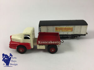 【送料無料】模型車 モデルカー イゾアールクローネンブールワゴンold toy 143 cij ref 378 ex jrd unic izoard with kronenbourg wagon