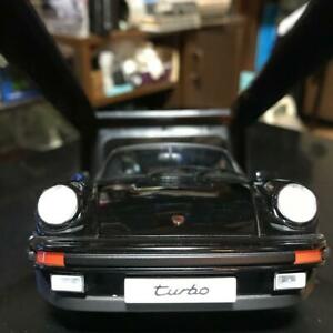 【送料無料】模型車 モデルカー ポルシェターボカスタム118 porsche 911 turbo custom