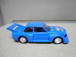 【送料無料】模型車 モデルカー レーシングルソトイズウサドシンカハbmw 320 racing n8 luso toys 143 usadosin cajaver fotos