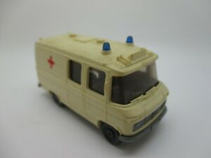 【送料無料】模型車 モデルカー ワイキングレアwiking mb l406 ambulance red cross, sour hb nr10405, rare ssk39