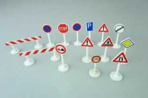 【送料無料】模型車 モデルカー サインサインビーコンsiku 11x traffic signs signs signs 2x construc..