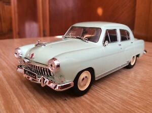 【送料無料】模型車 モデルカー ソスルヴォルガオートレジェンドデアゴスティーニgaz 21 volga auto legends of ussr 143 deagostini