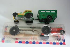 【送料無料】模型車 モデルカー マジョレットトタートレーラーロギングホイールブリスターmajorette 208 tractor with cattle trailer 323 253 logging wheels in blister