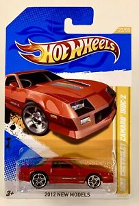 ̵Ϸ ǥ륫 ۥåȥۥåɥޥå2012 hot wheels red 1985 camaro irocz vhtf