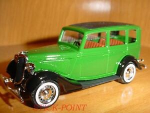 【送料無料】模型車 モデルカー フォードグリーンミントford v8 v 8 green 143 mint