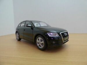 【送料無料】模型車 モデルカー アウディクアトロノワールaudi q5 quattro noir 124