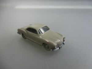 【送料無料】模型車 モデルカー ウィキングカルマンギアヘルゲルブグラウサワーシュブwiking vw karmann ghia, hellgelbgrau, sour hb 3061p schub 42