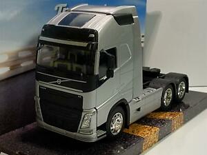 【送料無料】模型車 モデルカー ボルボスケールウェルvolvo fh 500 3 silver 13 axle 2 scale welly 32690ls