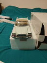 【送料無料】模型車 モデルカー danbury mint 1957 chrysler 300c convertible diecast model 124 sc...