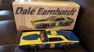 【送料無料】模型車　モデルカー　スポーツカーデイルアーンハート＃ダッジdale earnhardt 8 rpm 1975 dodge