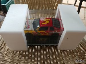 【送料無料】模型車 モデルカー スポーツカーテリーコレクション#ケロッグ#コーンフレーク1999 terry labonte 124 revell collection 5 kellogg039;s cornflakes nascar