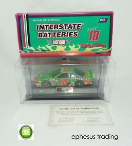 【送料無料】模型車 モデルカー スポーツカーボビーホットロッドポンティアックグリーン#revell nascar 1998 bobby labonte interstate hot rod pontiac green 18 143