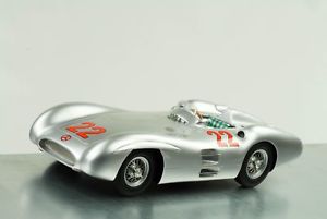 【送料無料】模型車　モデルカー　スポーツカーメルセデスベンツ＃フランシアランス1954 mercedesbenz w196 22 f1 gp francia reims herrmann 118 cmr