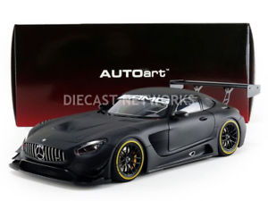 【送料無料】模型車　モデルカー　スポーツカーメルセデスベンツグアテマラプレーンボディautoart 118 mercedesbenz amg gt3 plain body 81532