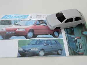 【送料無料】模型車　モデルカー　スポーツカーモデルシトロエンドアロックchestnut models 143 citroen ax 3 doors 1992