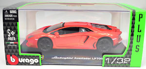 【送料無料】模型車　モデルカー　スポーツカーランボルギーニオレンジスケールlamborghini aventador lp7004 orange 1 3 scale 2 bburago