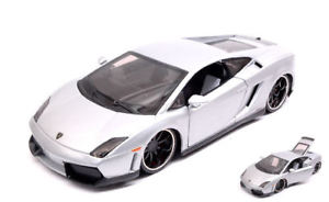 【送料無料】模型車　モデルカー　スポーツカーランボルギーニガヤルドシルバーエキゾチックモデルlamborghini gallardo lp5604 silver exotics 124 model 31352s maisto