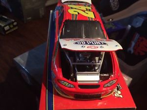 【送料無料】模型車　モデルカー　スポーツカー＃ジェフゴードンデュポンシボレーモンテカルロ118 nascar 24 jeff gordon du pont 200th anniversary 2002 chevrolet monte carlo