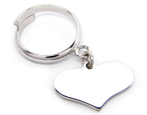 【送料無料】ブレスレット スチールリングanello in acciaio con charms cuore con tuo nome
